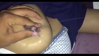 desi wife milky boobs lactating and squirting by hubby www.trenoyany.com