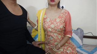 Indian Tamil Bhabhi Her Horny Pussy Fucking