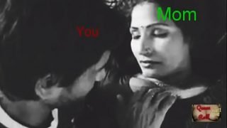 Mom malaai – soti hui maa ke sath beta le maja